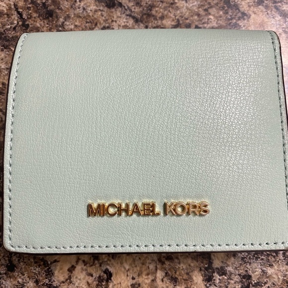 Michael Kors Other - Michael kors wallet